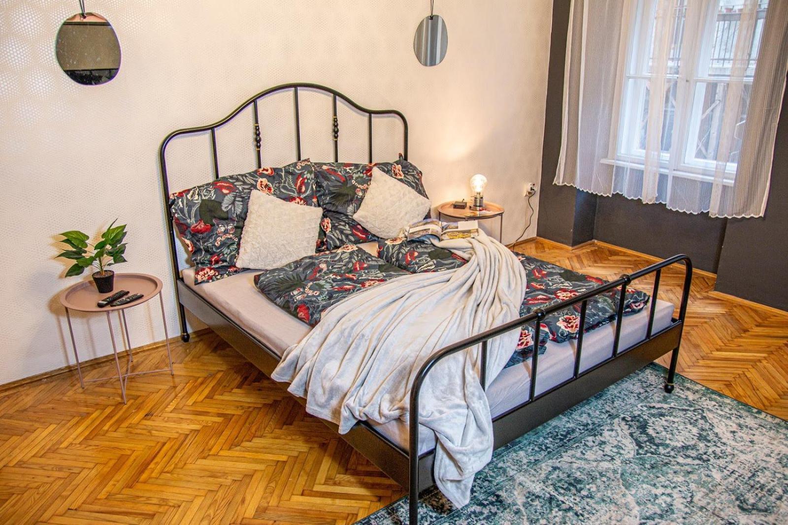 Mops Bob Apartment Budapest Eksteriør bilde